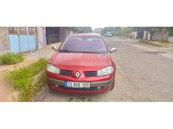 Sahibinden Renault Megane 1.6 Dynamique 2004 Model  250.000 km Kırmızı
