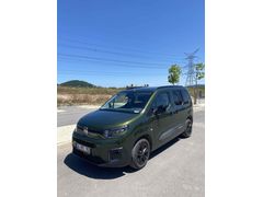Sahibinden HATASIZ BOYASIZ 2025 Model
CITROEN BERLİNGO 1.5 BLUEHDI PLUS
4.600 Km de SIFIR YENİİ