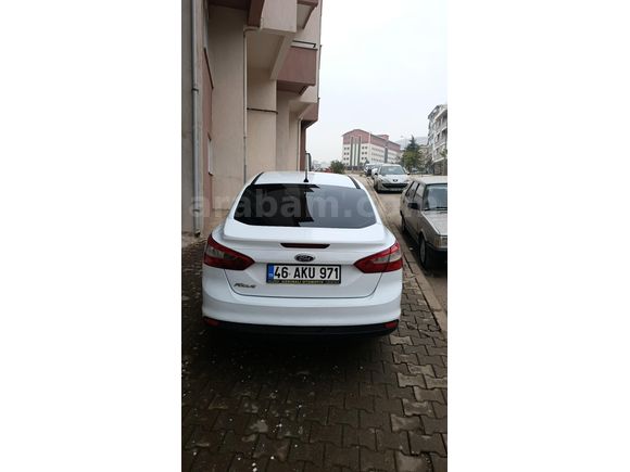 Sahibinden Ford Focus 1.6 TDCi Trend 2012 Model