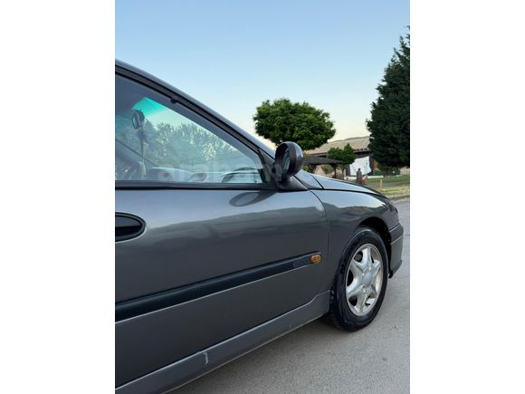 Sahibinden Renault Laguna 2.0 RXE 1998 Model