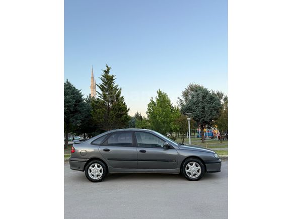 Sahibinden Renault Laguna 2.0 RXE 1998 Model