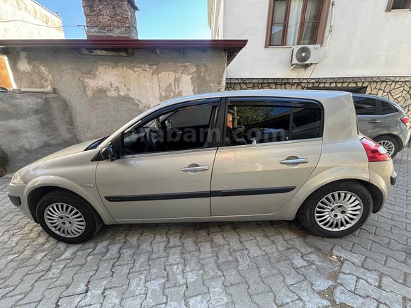 Sahibinden Renault Megane 1.4 Authentique 2006 Model 
