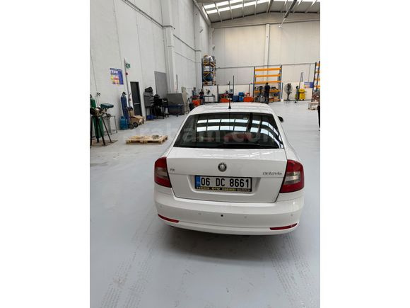 Sahibinden Skoda Octavia 1.6 TDI Elegance 2010 Model