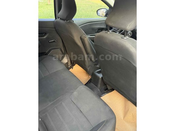 Sahibinden Dacia Sandero Stepway 1.0 Tce Essential 2023 Model 