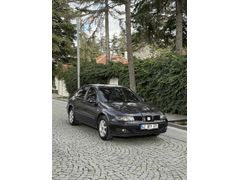 Sahibinden Seat Toledo 1.6 Stella 2004 Model  300.000 km Siyah