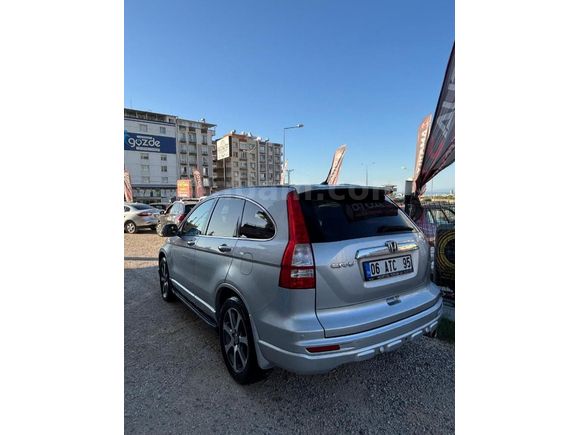Sahibinden Honda CR-V 2.0i Executive 2012 Model