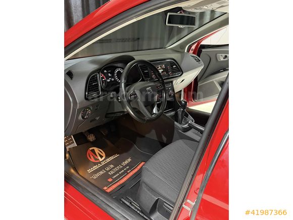MARKA'DAN 2015 SEAT LEON 1.2 TSİ STYLE BAYRAK KIRMIZI