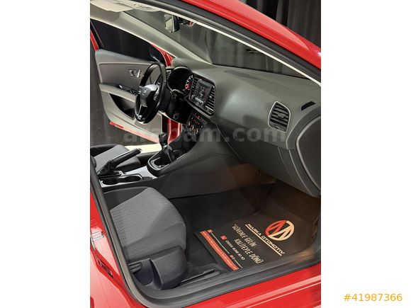MARKA'DAN 2015 SEAT LEON 1.2 TSİ STYLE BAYRAK KIRMIZI