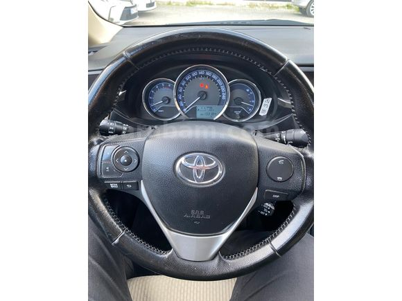 Sahibinden Toyota Corolla 1.4 D-4D Advance 2015 Model