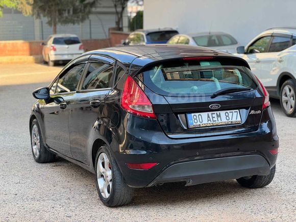 HASAR KAYITSIZ KM ORJINAL 233 BİNDE 