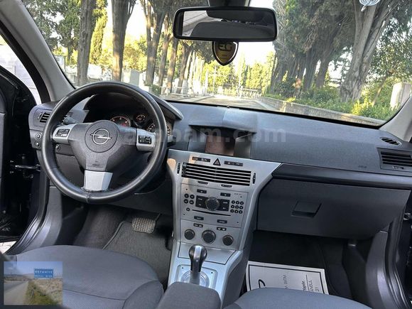 2012 MODEL OPEL ASTRA DİZEL OTOMATİK HARİKA TEMİZLİKTE