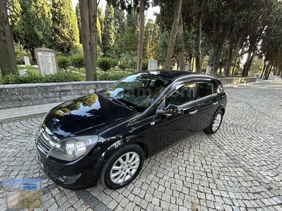 2012 MODEL OPEL ASTRA DİZEL OTOMATİK HARİKA TEMİZLİKTE