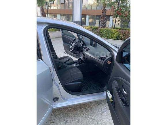 Sahibinden Renault Fluence 1.5 dCi Touch 2015 Model Giresun