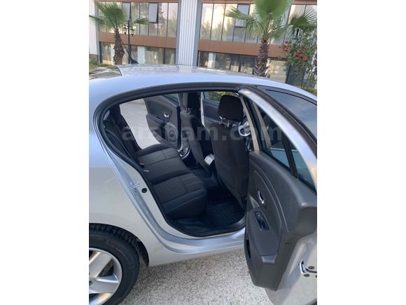 Sahibinden Renault Fluence 1.5 dCi Touch 2015 Model Giresun