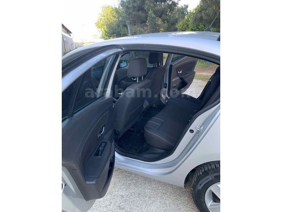 Sahibinden Renault Fluence 1.5 dCi Touch 2015 Model Giresun
