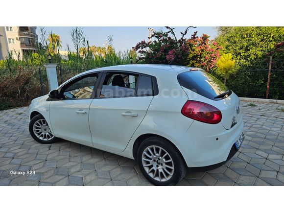 2011 Bravo 1.4 - 16 V. Orjinal 133.000 km 6 ileri. Değişensiz