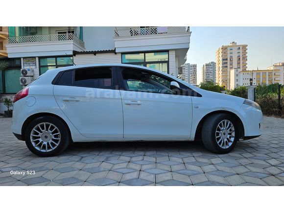 2011 Bravo 1.4 - 16 V. Orjinal 133.000 km 6 ileri. Değişensiz