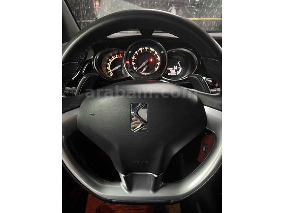 Sahibinden DS Automobiles DS3 1.2 VTi DStyle 2015 Model 