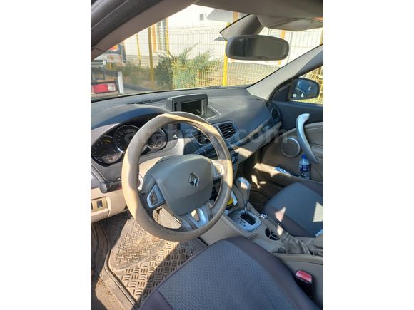 Sahibinden Renault Fluence 1.5 dCi Privilege 2011 Model