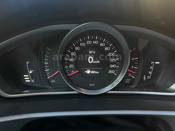Sahibinden Volvo V40 1.6 D Advance 2013 Model 