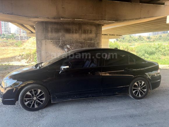 Sahibinden Honda Civic 1.6i VTEC Elegance 2011 Model