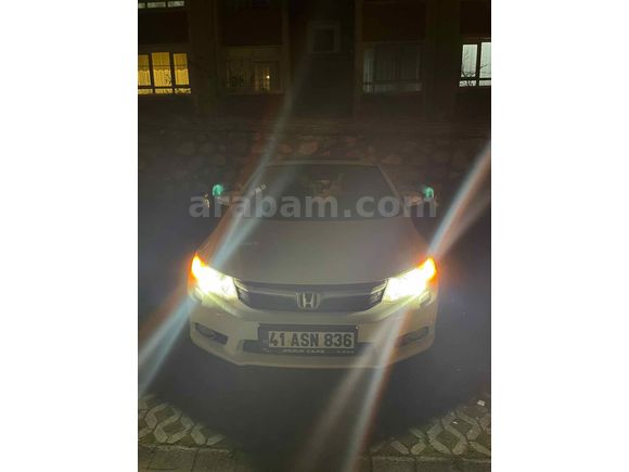 Sahibinden Honda Civic 1.6i VTEC Eco Elegance 2013 Model 
