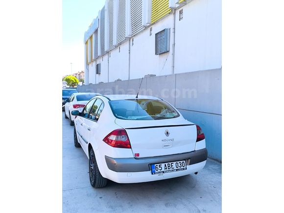 HATASIZ MEGANE 2