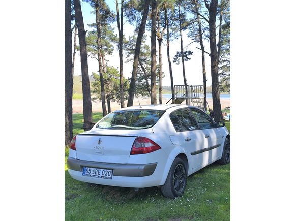 HATASIZ MEGANE 2