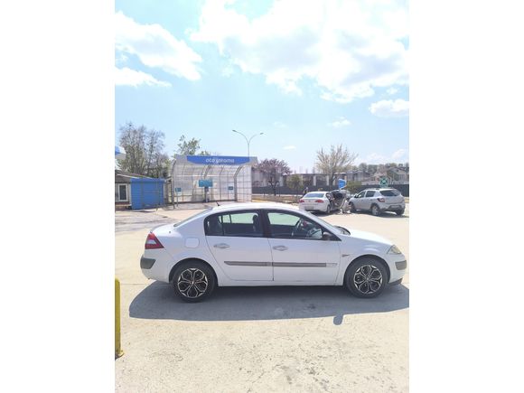 HATASIZ MEGANE 2