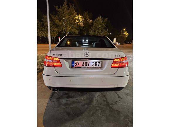 Sahibinden Mercedes - Benz E 200 CGI BlueEFFICIENCY Elegance 2012 Model 