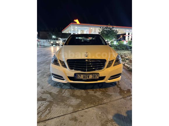Sahibinden Mercedes - Benz E 200 CGI BlueEFFICIENCY Elegance 2012 Model 