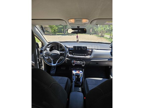 Sahibinden Kia Stonic 1.4 MPI Cool 2022 Model