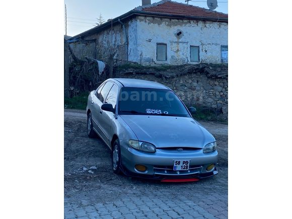 Sahibinden Hyundai Accent 1.5 GLS 1999 Model