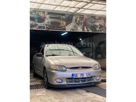 Sahibinden Hyundai Accent 1.5 GLS 1999 Model