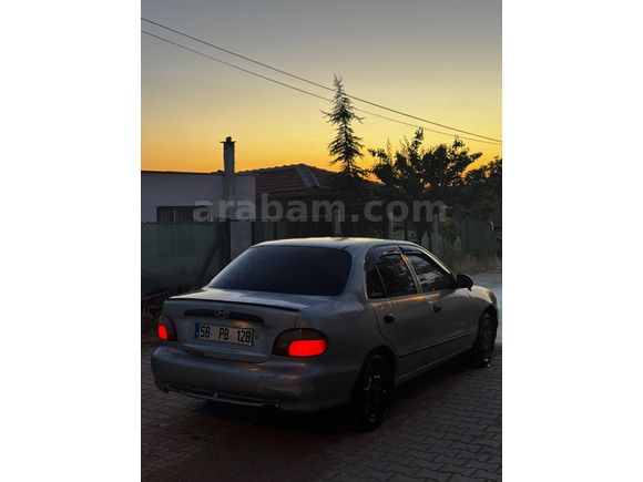 Sahibinden Hyundai Accent 1.5 GLS 1999 Model