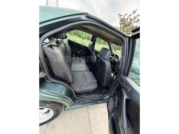 ÇOK TEMİZ YENİ MUAYENELİ ALFA ROMEO  146 