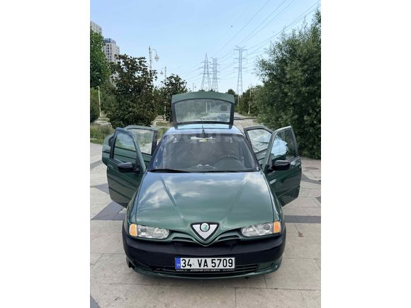 ÇOK TEMİZ YENİ MUAYENELİ ALFA ROMEO  146 