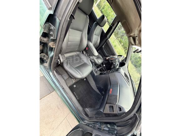 ÇOK TEMİZ YENİ MUAYENELİ ALFA ROMEO  146 