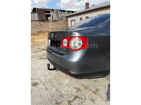 Sahibinden Volkswagen Jetta 1.4 TSi Midline 2010 Model 
