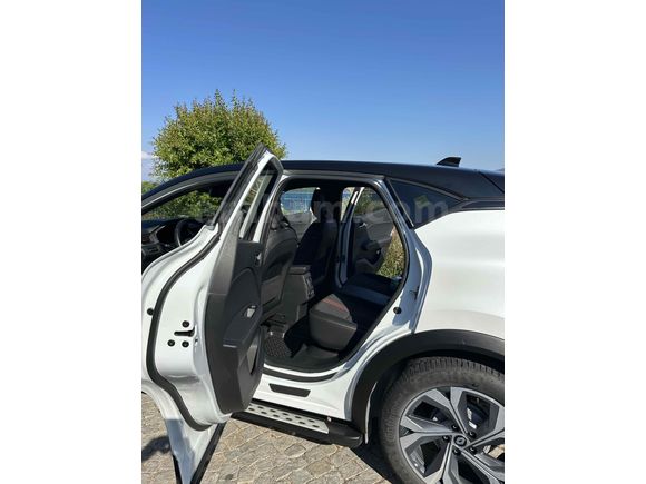 Sahibinden Renault Captur 1.3 TCe RS Line 2023 Model 
