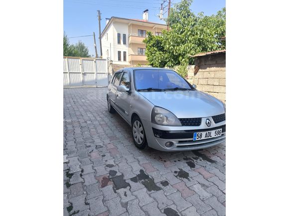 Sahibinden Renault Clio 1.4 Privilege 2002 Model