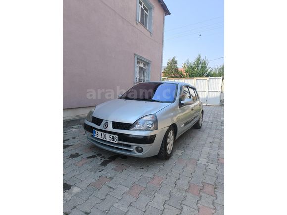 Sahibinden Renault Clio 1.4 Privilege 2002 Model