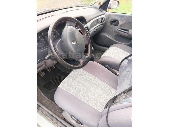 Sahibinden Renault Megane 2.0 RXT 2000 Model