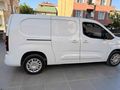 Acil satılık Opel Combo xl yetkili servis bakımlı bu ay bitiyor garantisi