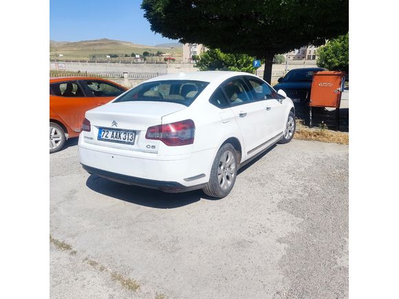 Sahibinden Citroen C5 1.6 e HDi Dynamique 2011 Model  210.000 km Beyaz