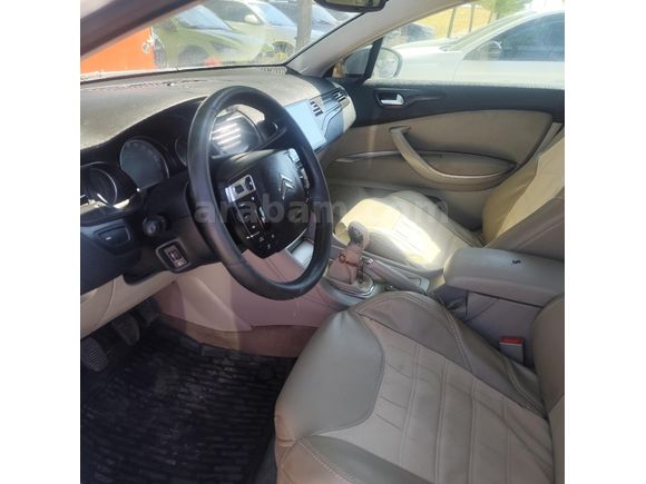 Sahibinden Citroen C5 1.6 e HDi Dynamique 2011 Model  210.000 km Beyaz