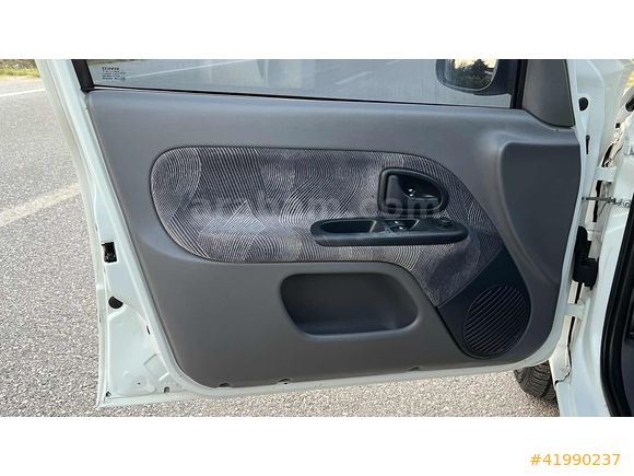2001 RENAULT CLİO 1.4 16V RXT ÇİFT AİRBAG ABS KLİMA BUZZ EMSALSZ