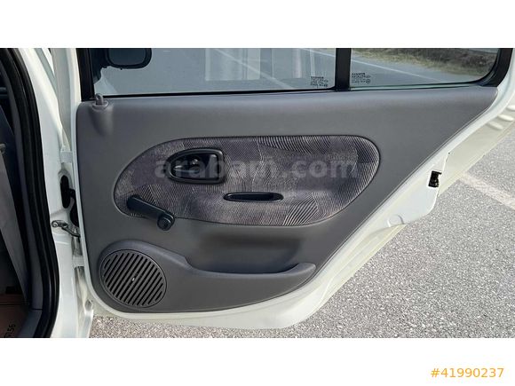2001 RENAULT CLİO 1.4 16V RXT ÇİFT AİRBAG ABS KLİMA BUZZ EMSALSZ
