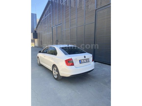 Sahibinden Skoda Rapid 1.4 TDI GreenTec Style 2016 Model 