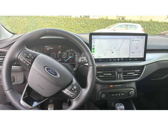Sahibinden tertemiz değişensiz düşük km hatchback focus